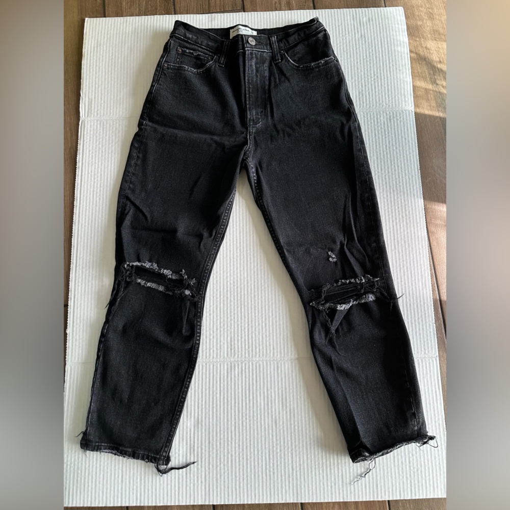 Abercrombie & fitch mom high rise jeans
